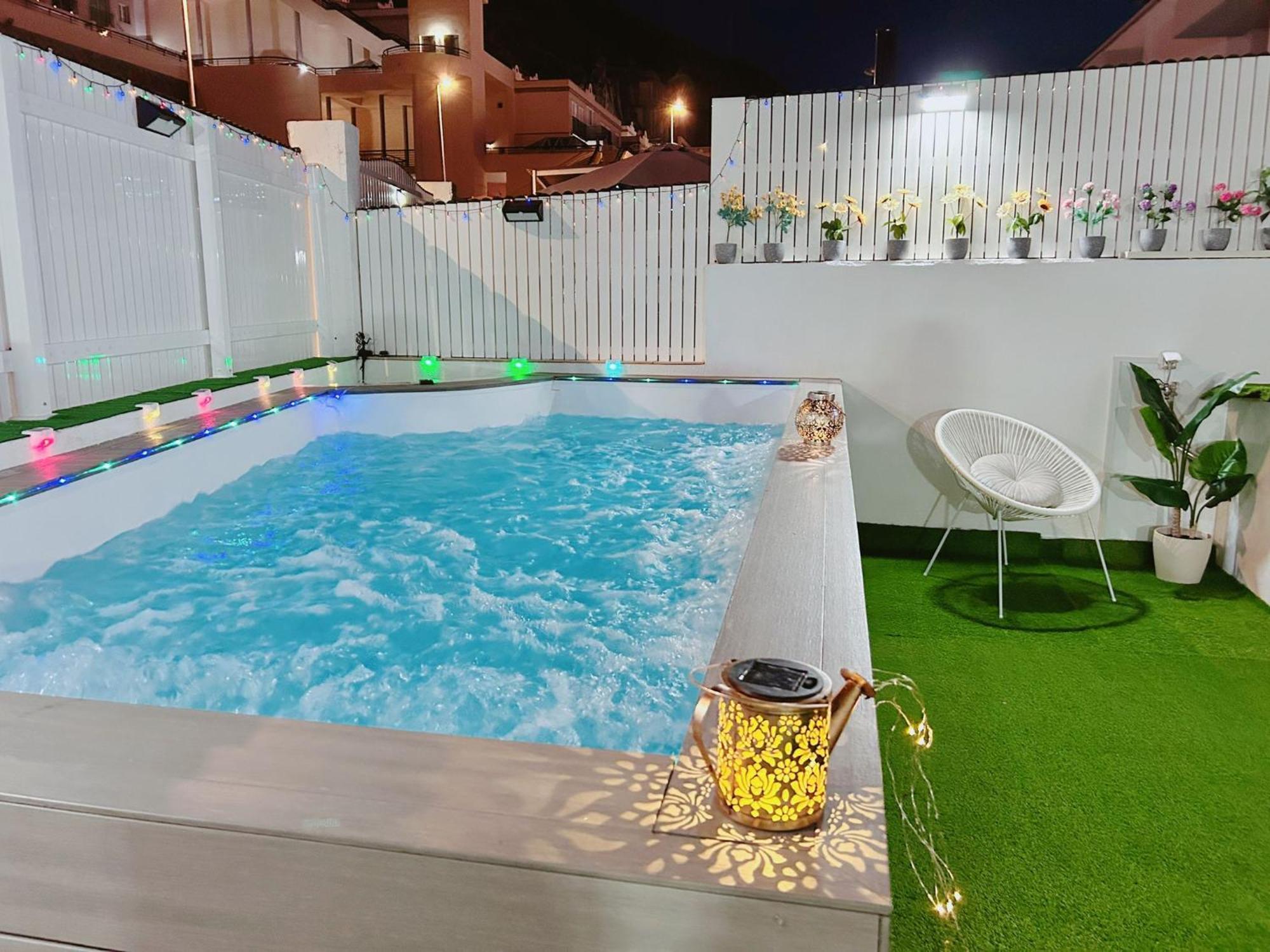 Big Villa Puerto Rico With Heated Saltwater Jacuzzi Pool & Bbq & Private Parking المظهر الخارجي الصورة